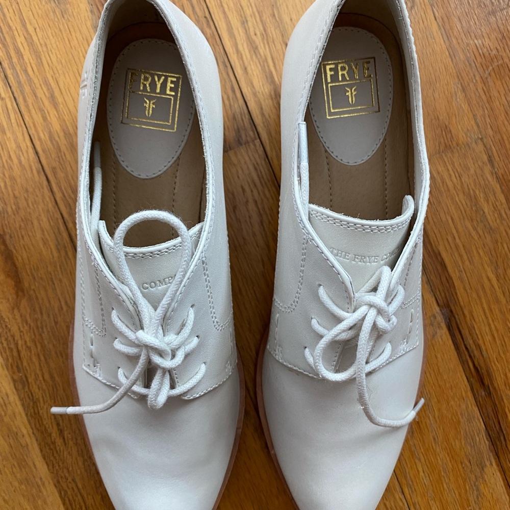 COPY - Cream color Oxfords by FRYE